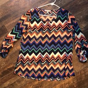 Adorable chevron pattern blouse